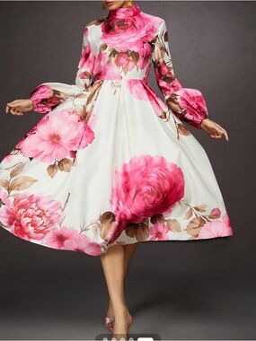 Floral High-Neck Midi Dress in White and Pink